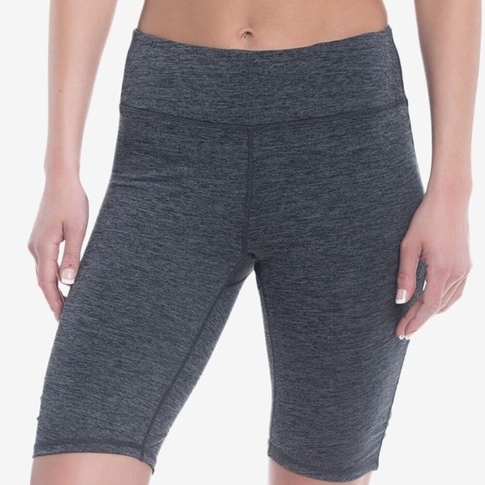 Gaiam Om Gray Yoga Shorts M
